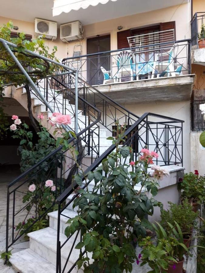 Lefkada Nikiana Two Bedroom Apartment Bagian luar foto