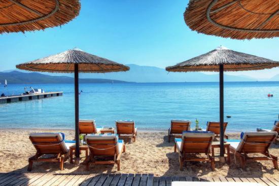 Lefkada Nikiana Two Bedroom Apartment Bagian luar foto